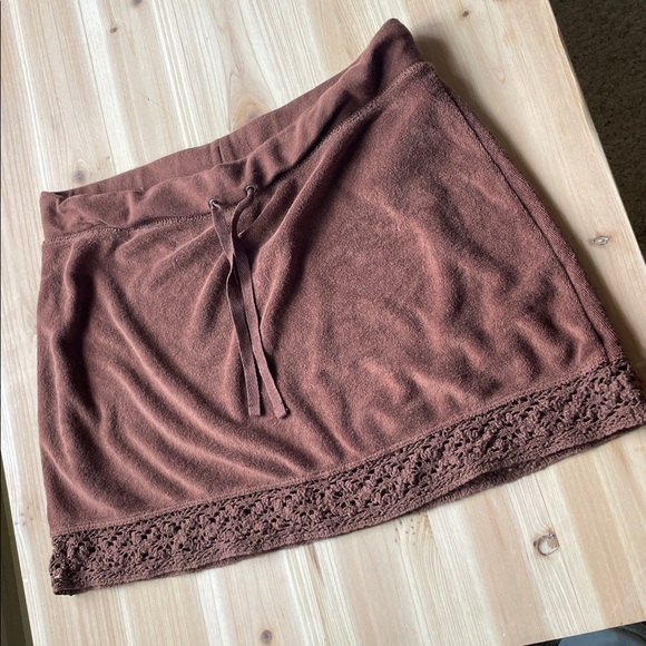GAP Vintage Y2k O6 Brown Soft Mini Skirt with Crochet Hem - Picture 3 of 9